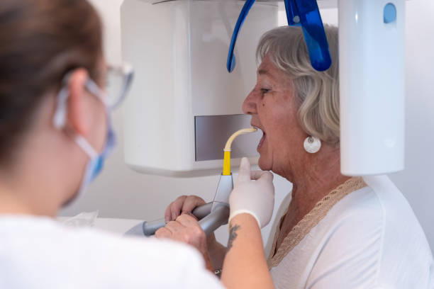 Best Pediatric Emergency Dentist in Stratford, CA